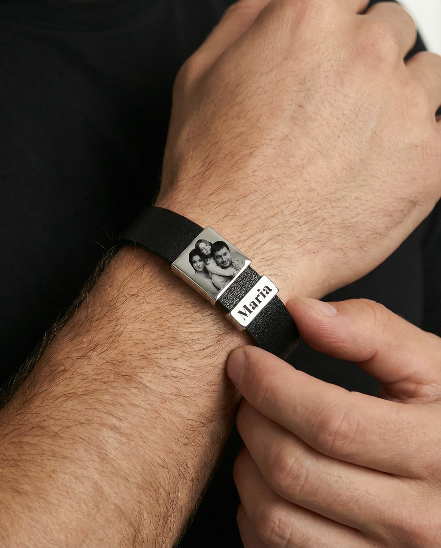 Brățări personalizate pentru bărbați