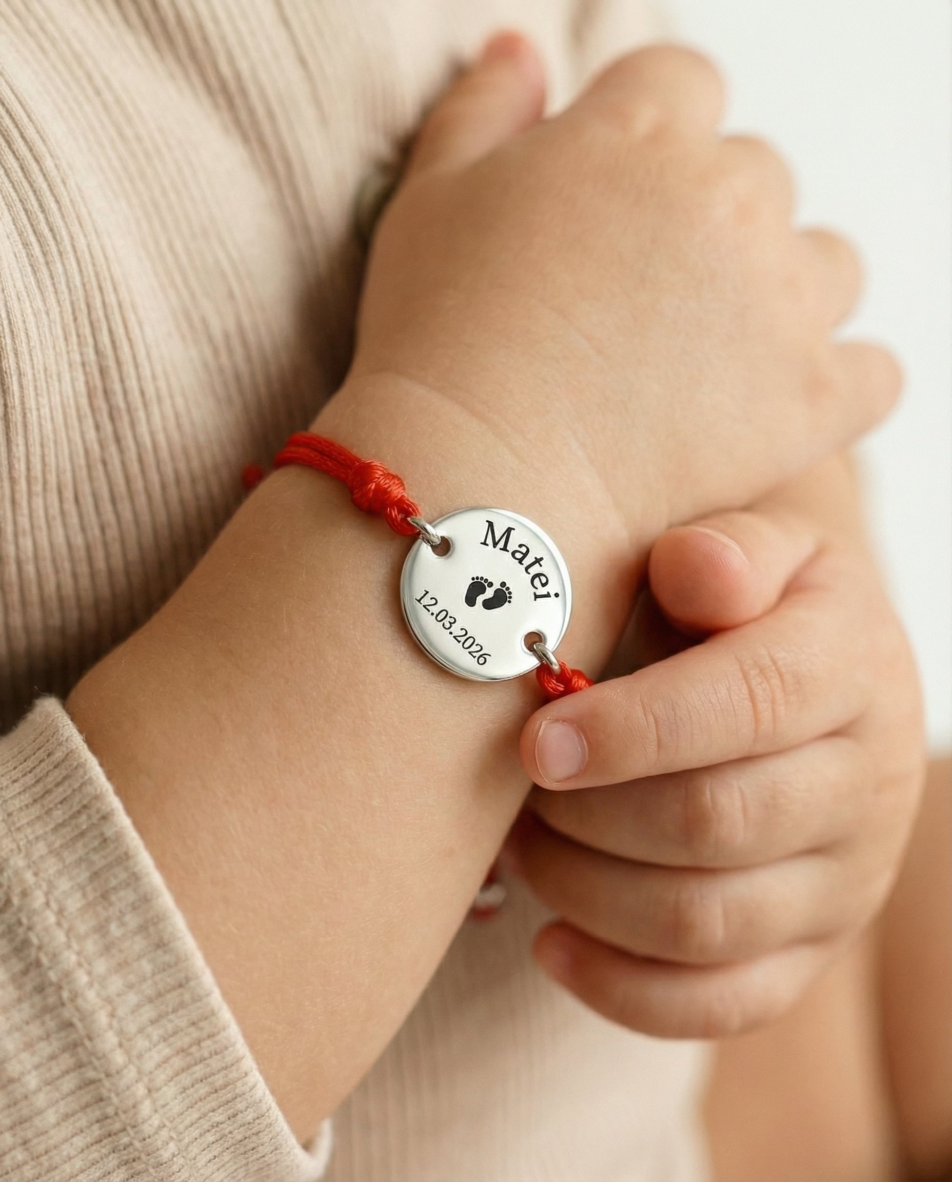 Bratara Luna cu snur rosu bebeluși